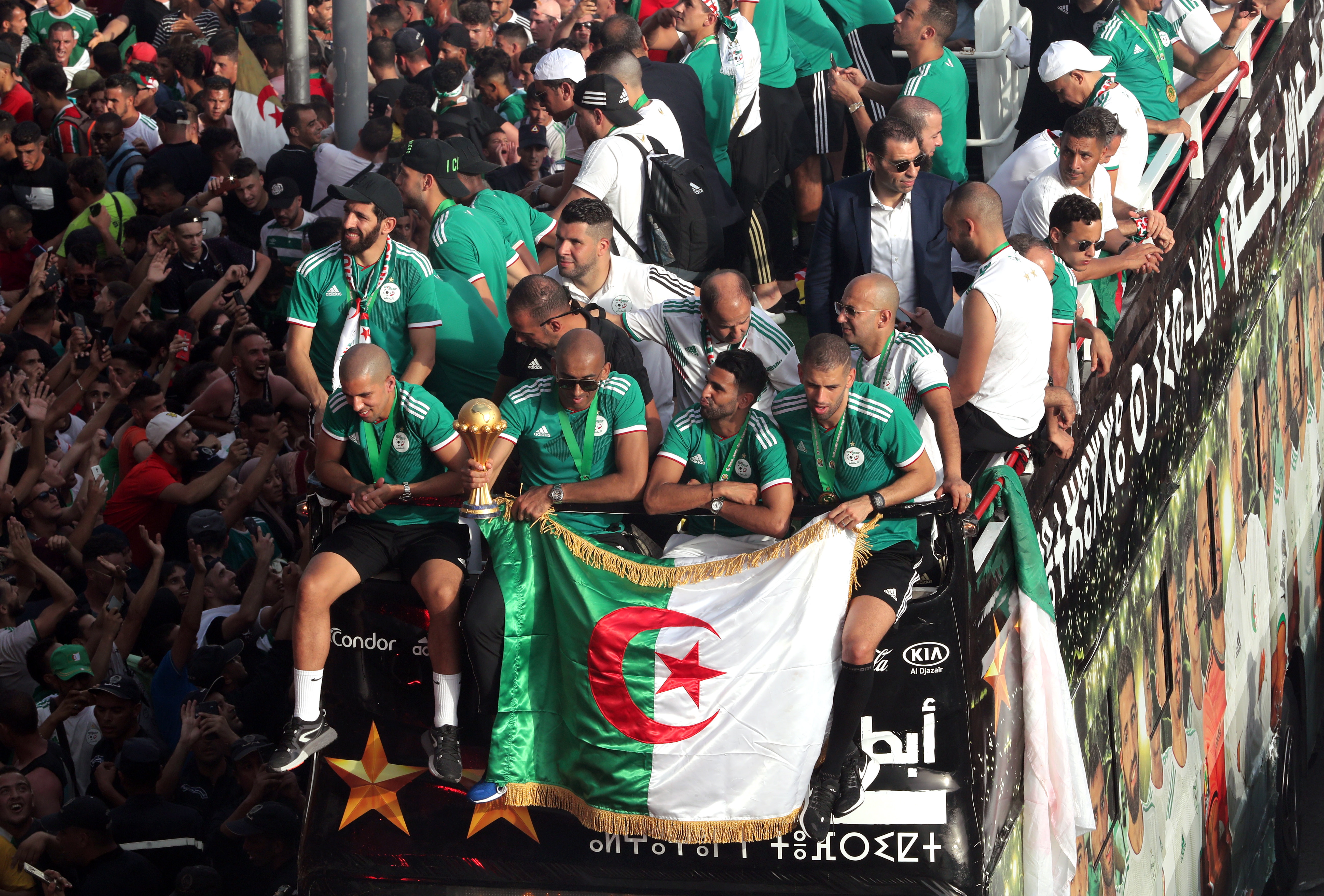 非洲球队在国际比赛中展现出色表现