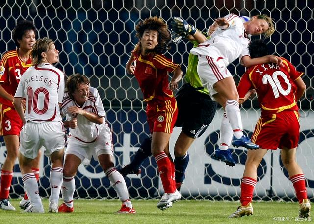 斯洛文尼亚队踢出精彩比赛,赢下对手 斯洛文尼亚队踢出精彩比赛,赢下对手