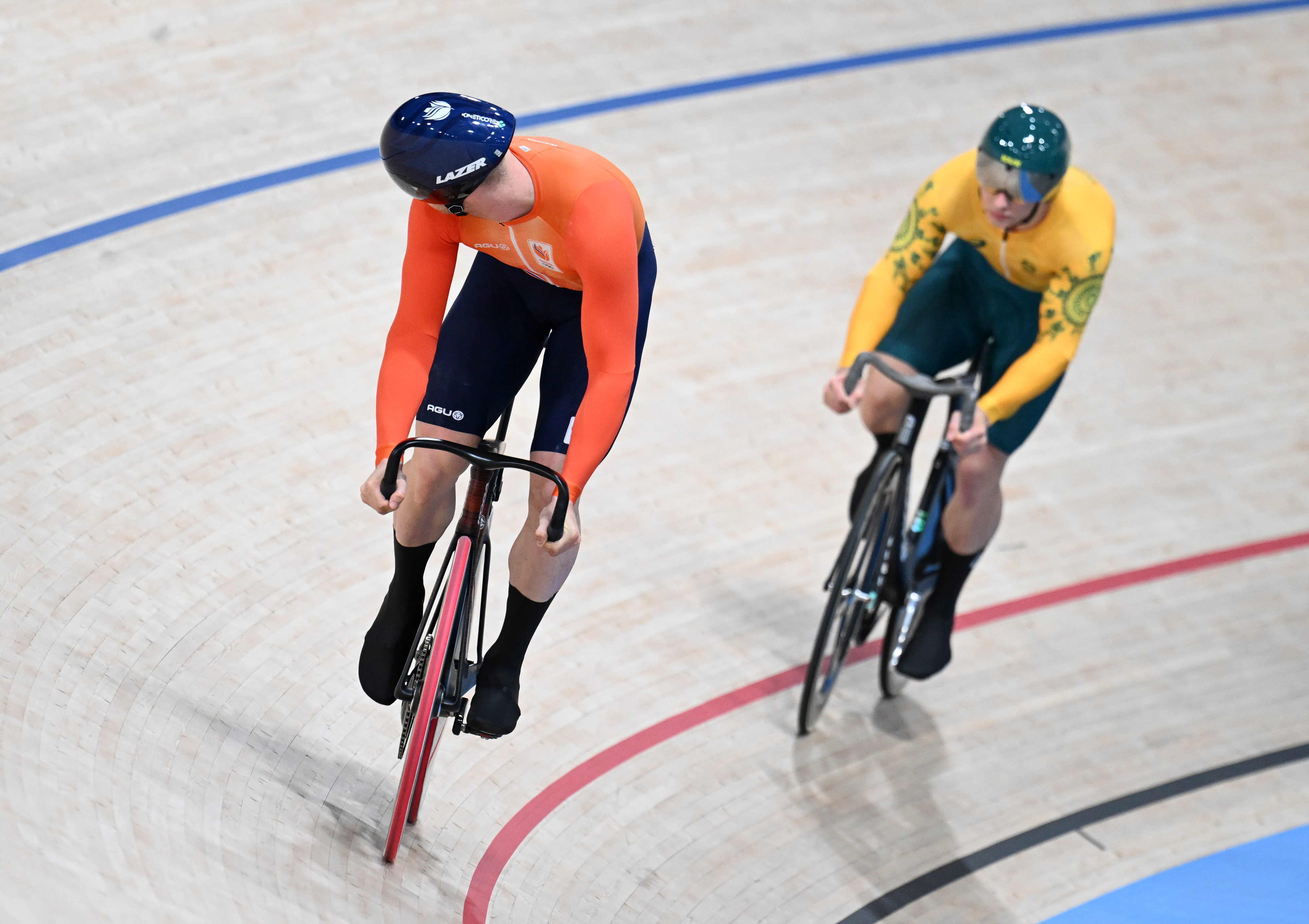 欧洲选手在自行车比赛中夺魁 欧洲选手在自行车比赛中夺魁