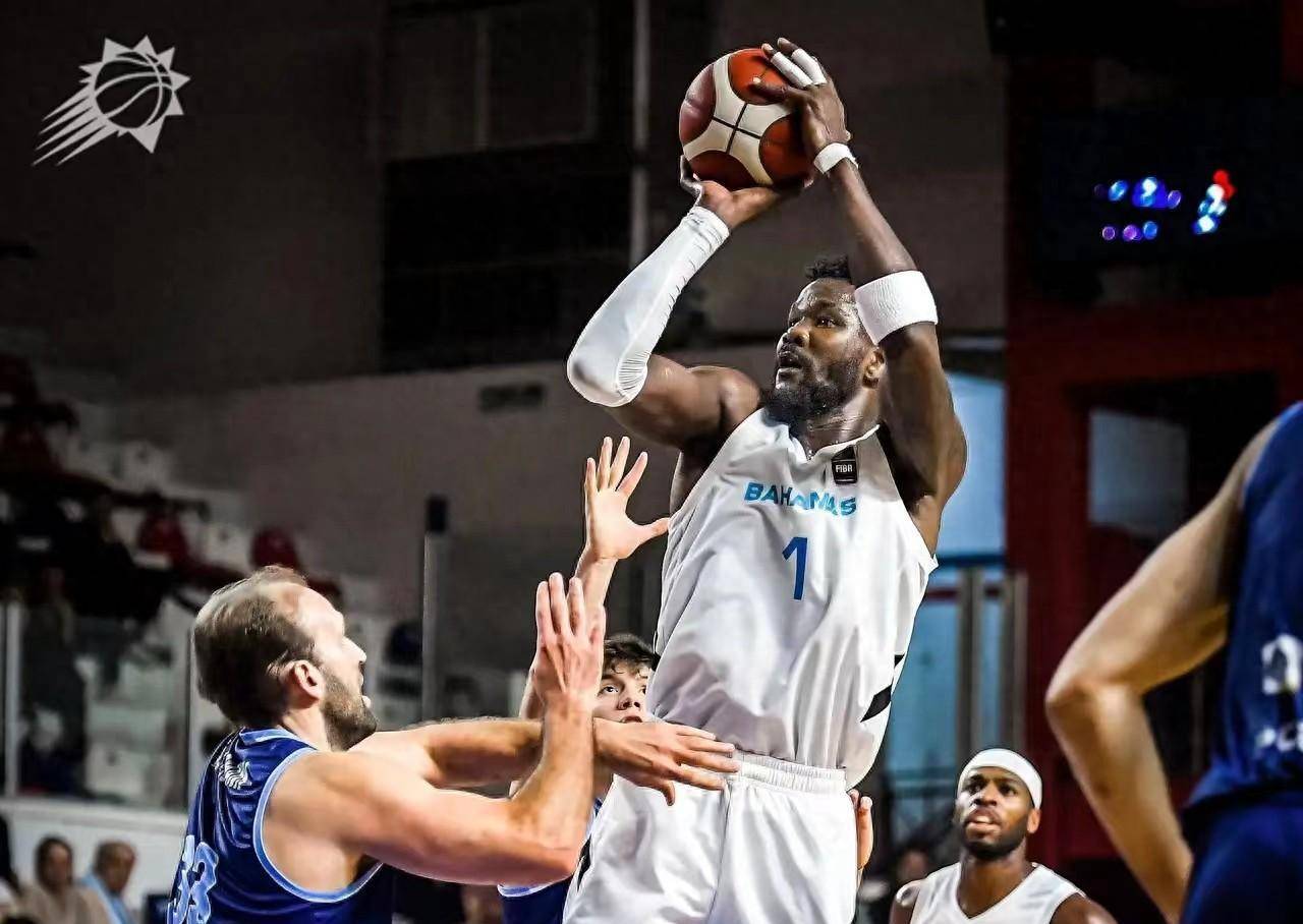 开云体育-西班牙队在热身赛中表现优异，备战国际比赛