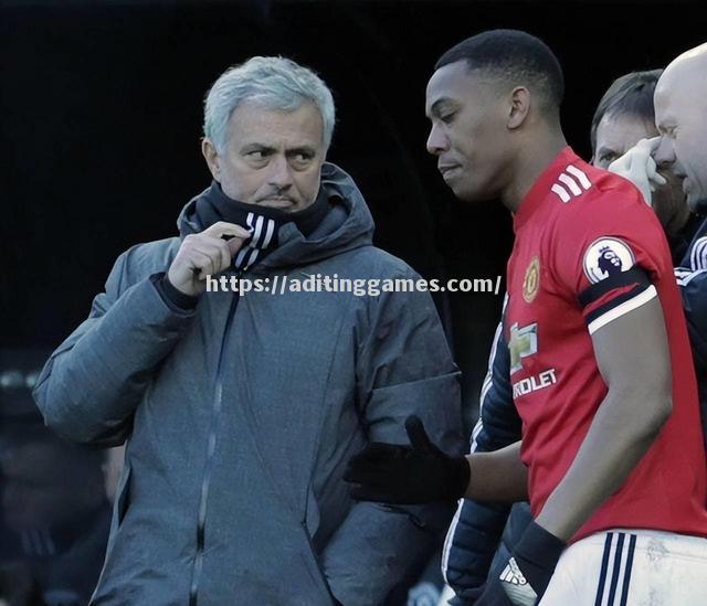 曼联小将接近与切尔西签约,穆里尼奥亲自点评新秀实力强劲 曼联小将接近与切尔西签约,穆里尼奥亲自点评新秀实力强劲