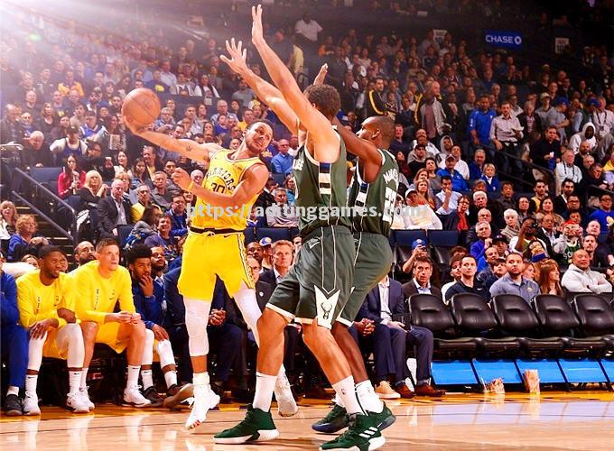 开云体育-雄鹿队横扫对手，晋级东部决赛