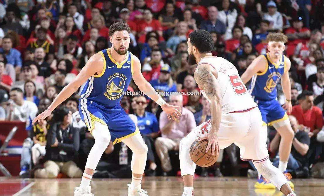 勇士大胜火箭率先夺得总冠军 勇士大胜火箭率先夺得总冠军