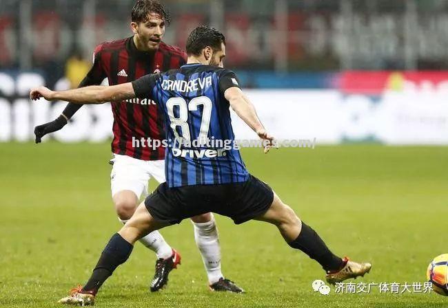 AC米兰防守漏洞暴露,需加强战术磨合 AC米兰防守漏洞暴露,需加强战术磨合