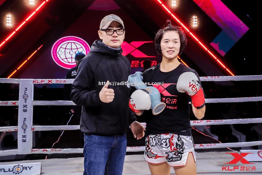 实况：争夺锦标赛擂台，双方拼力一决高下