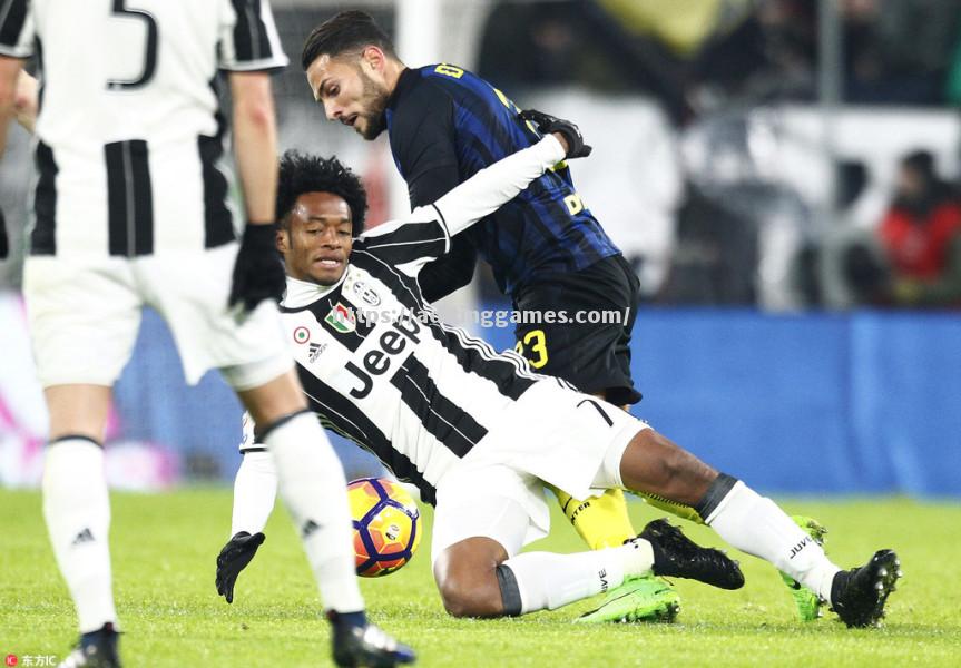 意甲球队在比赛中力挫对手,引领全场风向 意甲球队在比赛中力挫对手,引领全场风向