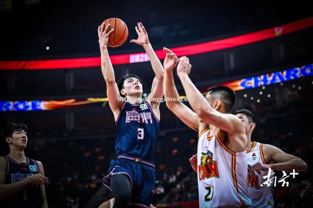 广东宏远坐镇主场迎战四川队，谁将笑到最后？