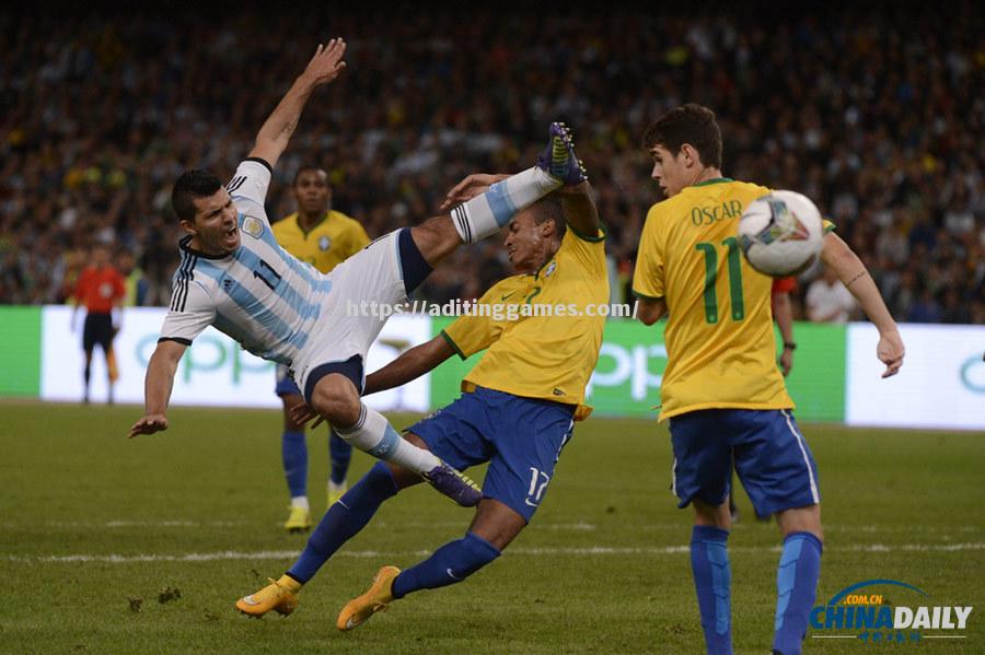 南美足球联赛热战火热,巴西阿根廷对决 南美足球联赛热战火热,巴西阿根廷对决