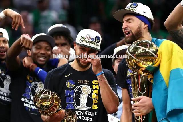 热火卫冕总冠军,全队备战新赛季 热火卫冕总冠军,全队备战新赛季