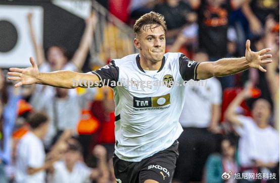 皇马前锋状态回暖,球队信心大增 皇马前锋状态回暖,球队信心大增