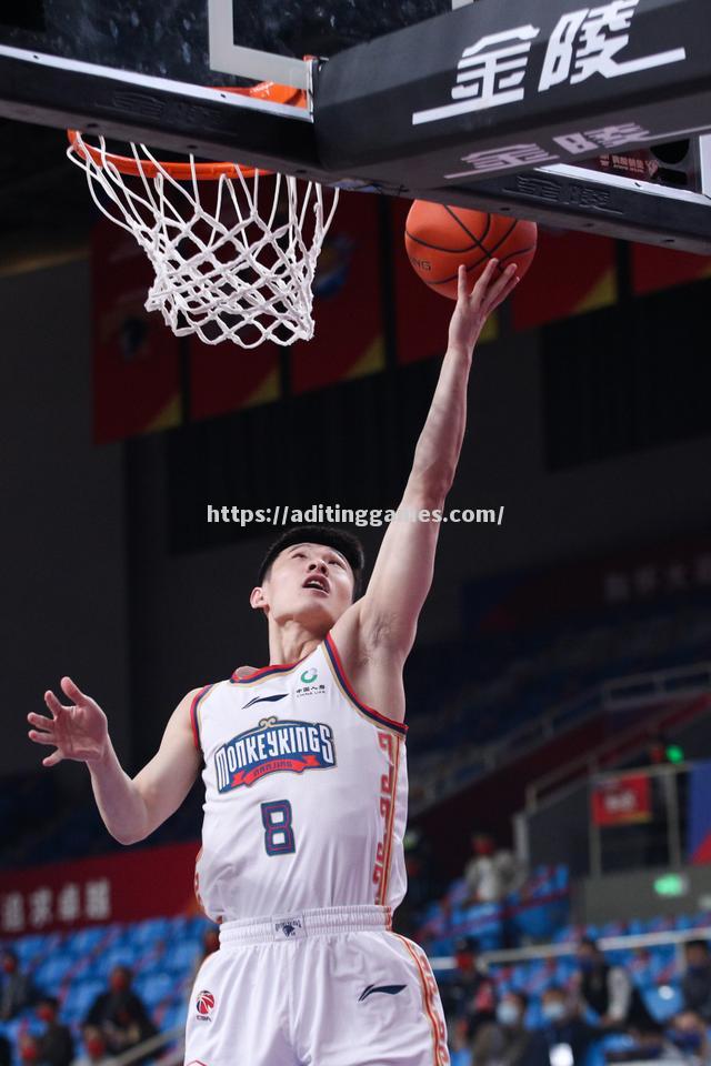 开云体育-看点十足比赛即将展开，胜负悬念高度紧张