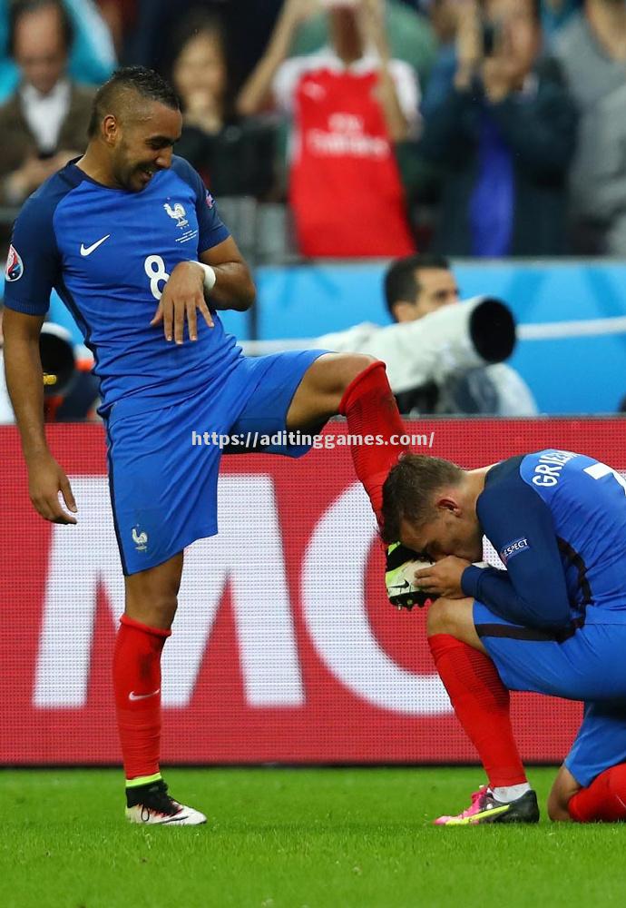 那不勒斯主场不敌AC米兰,遭遇失利 那不勒斯主场不敌AC米兰,遭遇失利