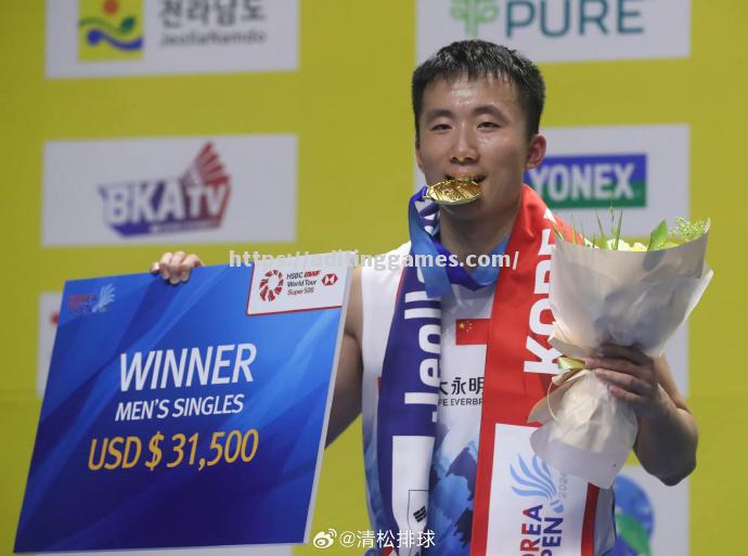 韩国羽毛球选手逆袭夺冠,实力惊人 韩国羽毛球选手逆袭夺冠,实力惊人