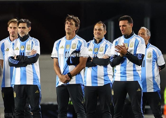 阿根廷国脚迪马利亚助阵尼斯,球队迎来新亮点 阿根廷国脚迪马利亚助阵尼斯,球队迎来新亮点