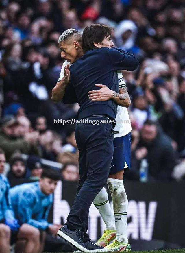 热刺新援亦米兰试训成功,球队实力大增 热刺新援亦米兰试训成功,球队实力大增