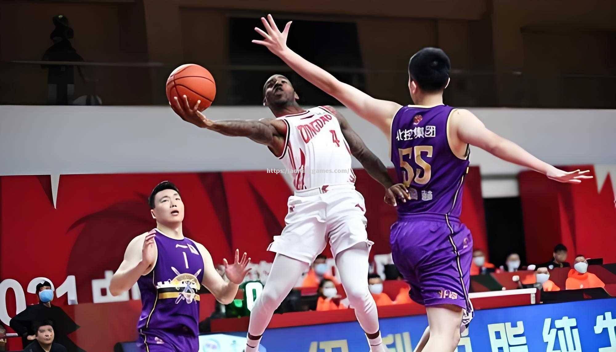 山西男篮在比赛中展现出强大的实力 山西男篮在比赛中展现出强大的实力