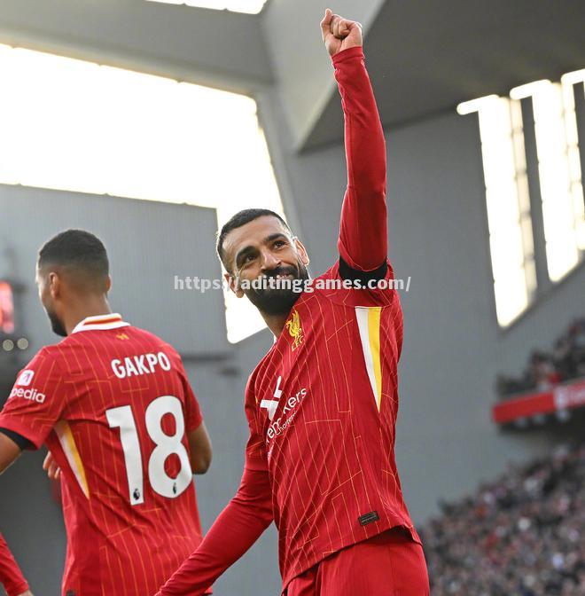 利物浦豪取七连胜,英超卫冕无悬念 利物浦豪取七连胜,英超卫冕无悬念