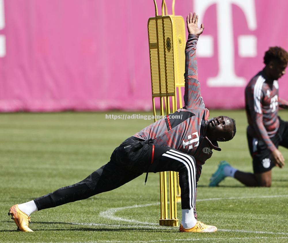 拜仁慕尼黑球员集中训练备战下一场比 拜仁慕尼黑球员集中训练备战下一场比