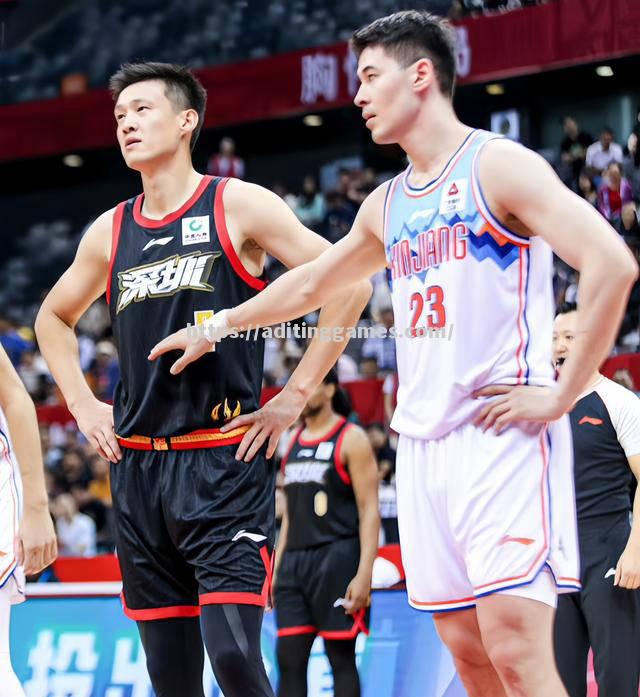 云南男篮全力以赴,喜获比赛胜利 云南男篮全力以赴,喜获比赛胜利