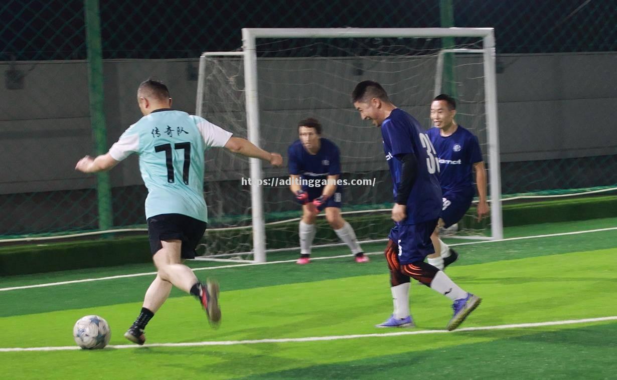 开云体育-球场上热血沸腾，精彩表现震撼全场