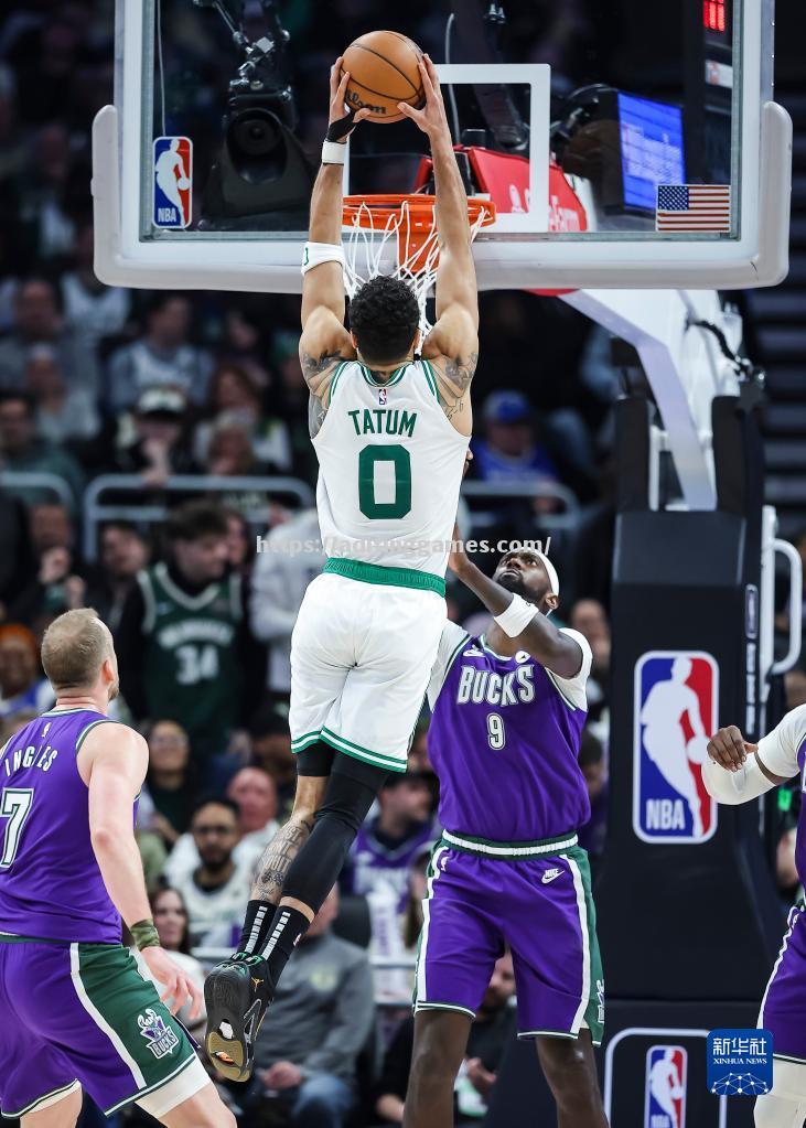 开云体育-雄鹿客场战胜凯尔特人，安特托孔波全能表现