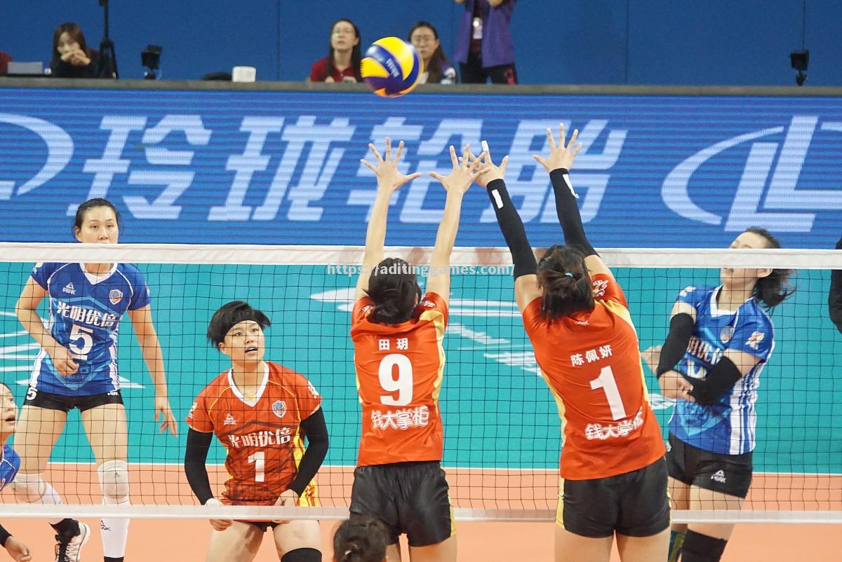 上海队在比赛中展现强大实力,成功击败对手 上海队在比赛中展现强大实力,成功击败对手