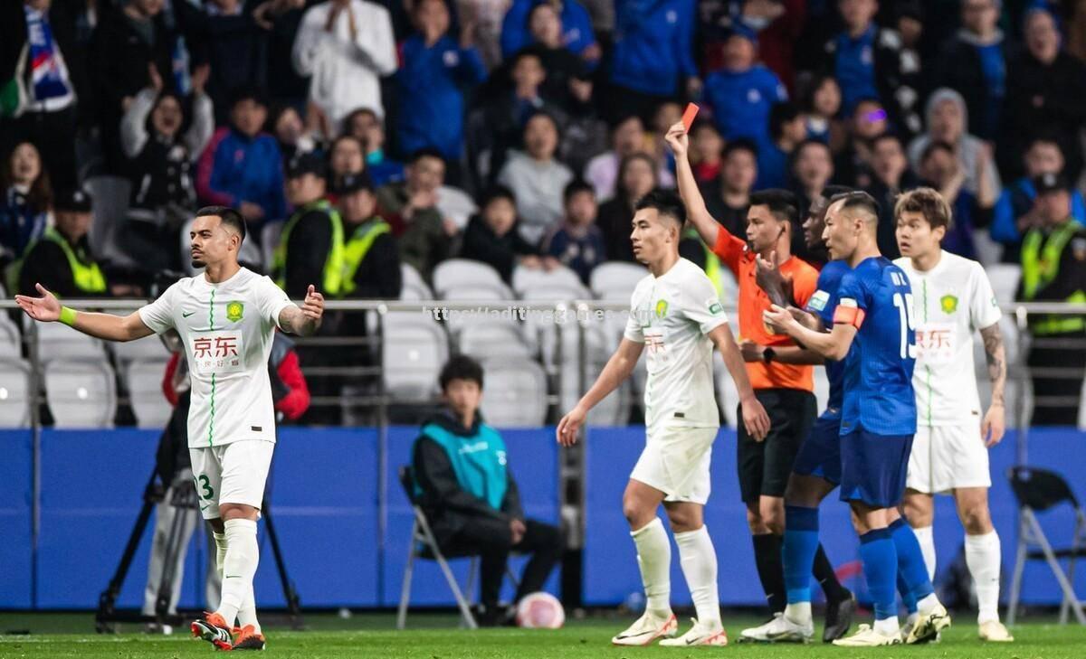 申花主场大胜,豪取五连胜扩大领先优势 申花主场大胜,豪取五连胜扩大领先优势