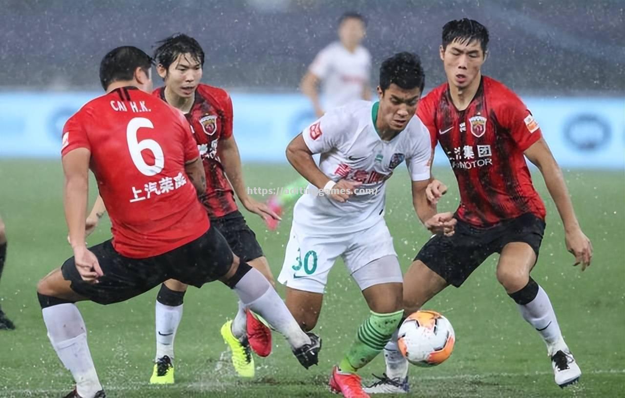 开云体育-上港主场胜深圳，取得三连胜，冲击亚冠资格