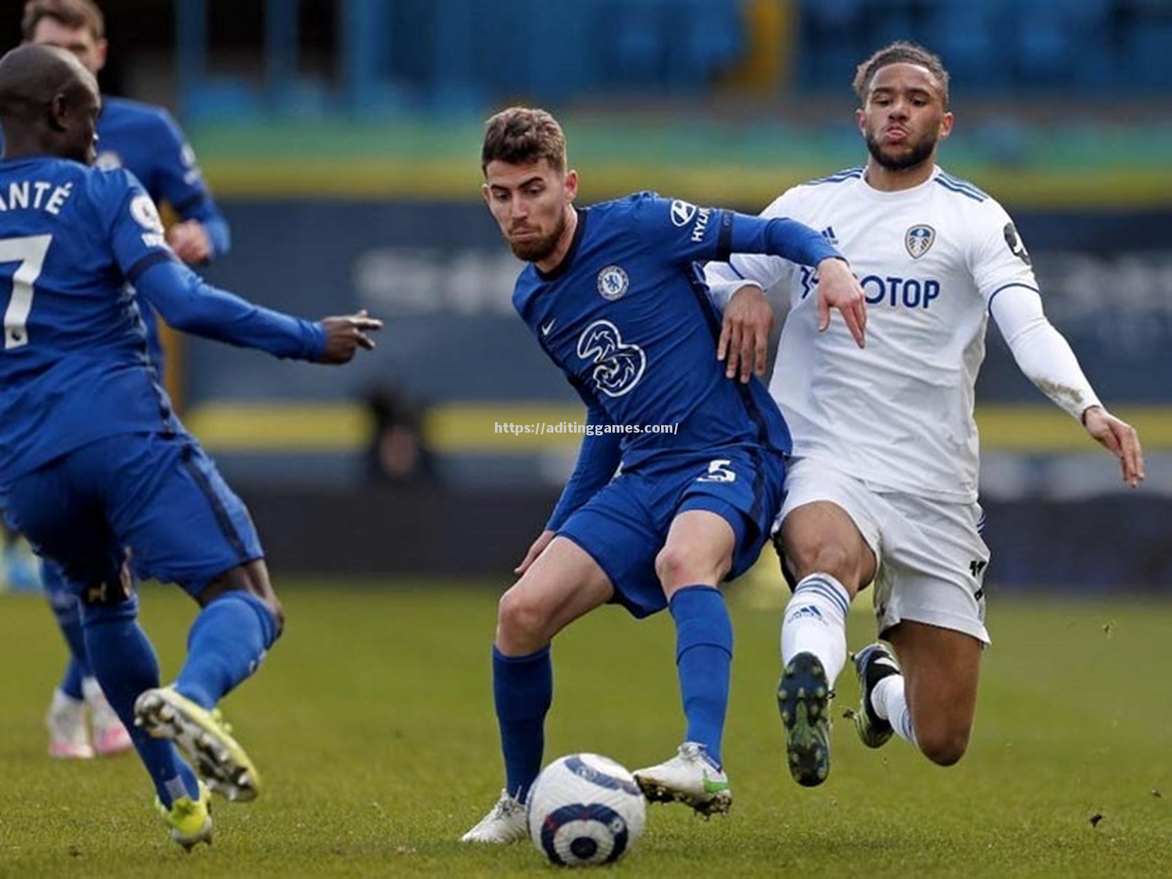 开云体育-英格兰超级联赛：曼城队主场大胜利兹联继续领跑积分榜